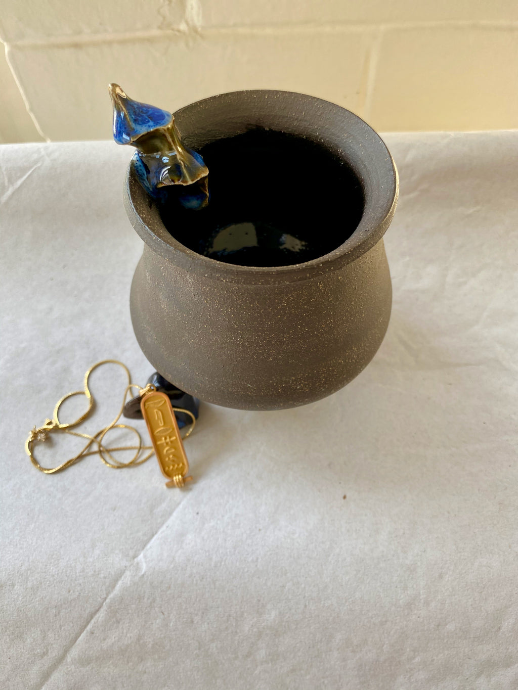 Crawl Pot